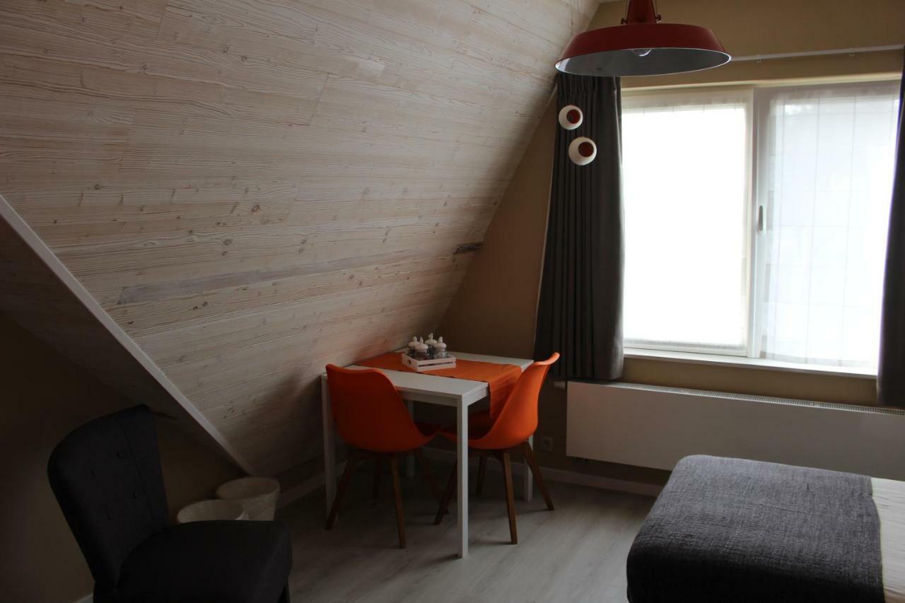 Saffels Nest Bed & Breakfast Lochristi Bagian luar foto