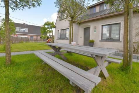 Saffels Nest Bed & Breakfast Lochristi Bagian luar foto