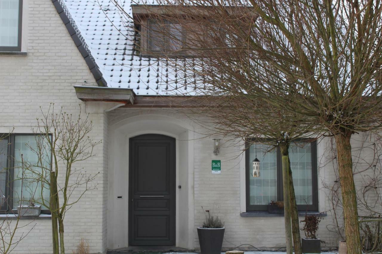 Saffels Nest Bed & Breakfast Lochristi Bagian luar foto