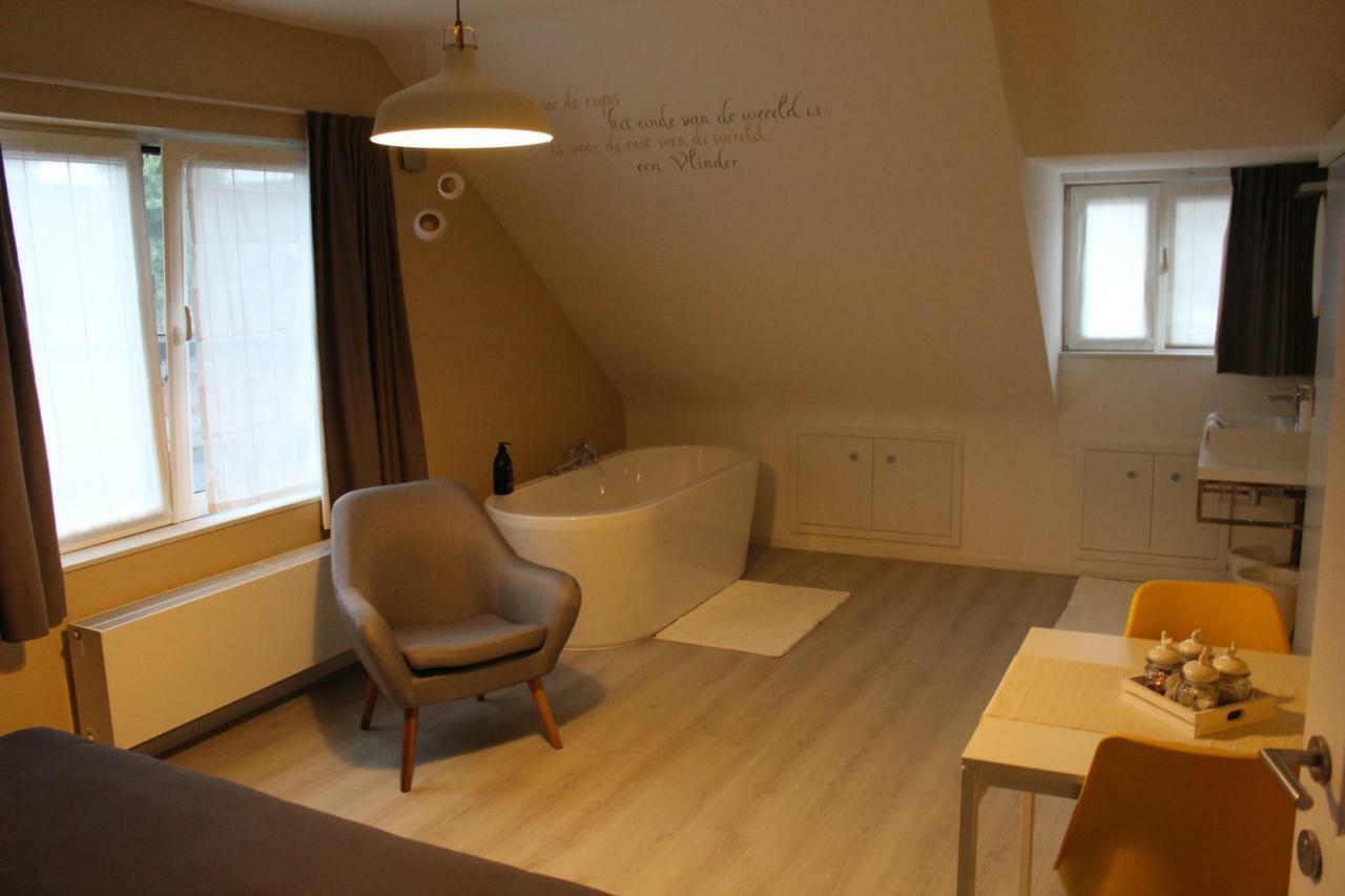 Saffels Nest Bed & Breakfast Lochristi Bagian luar foto