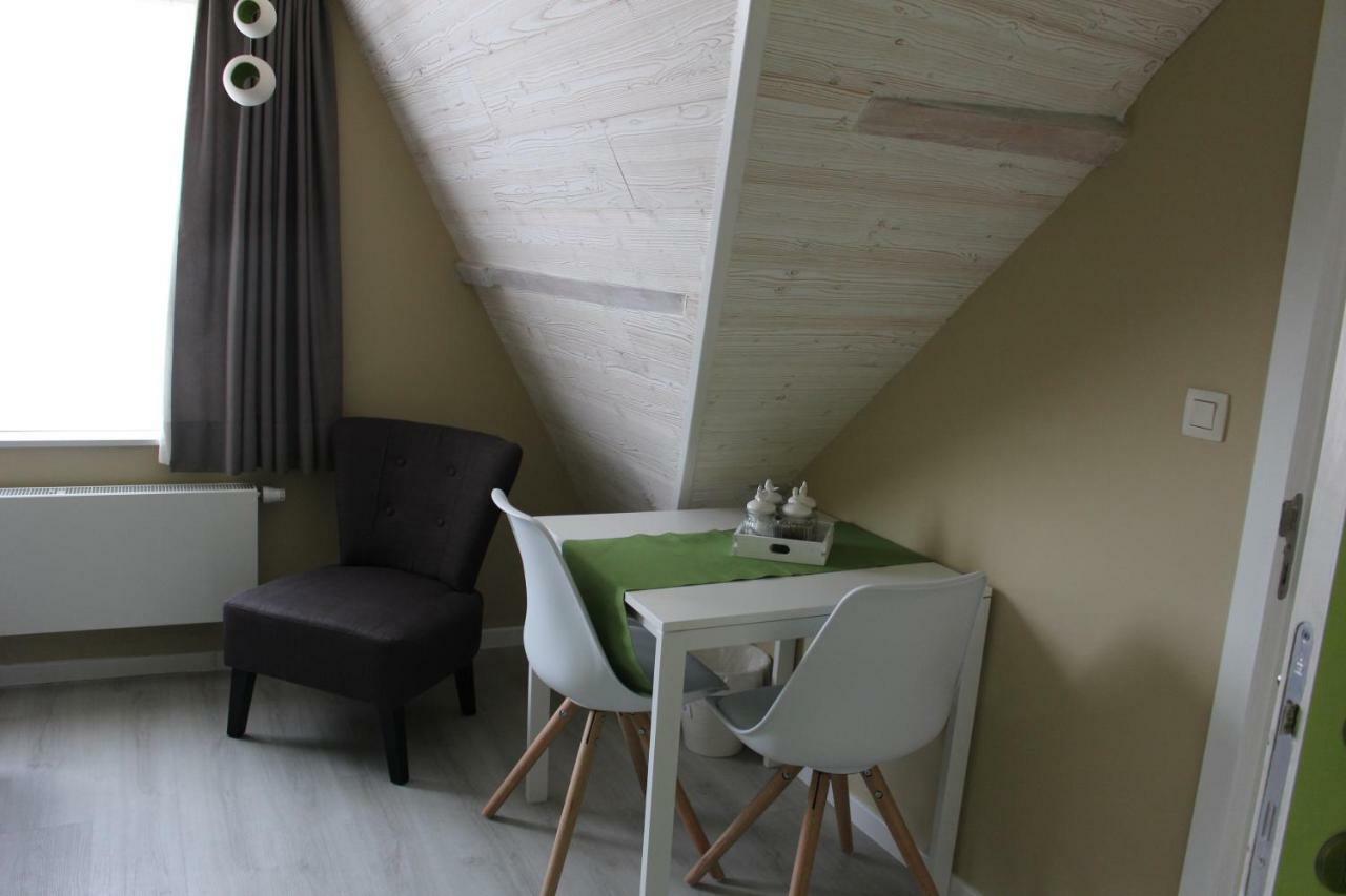 Saffels Nest Bed & Breakfast Lochristi Bagian luar foto